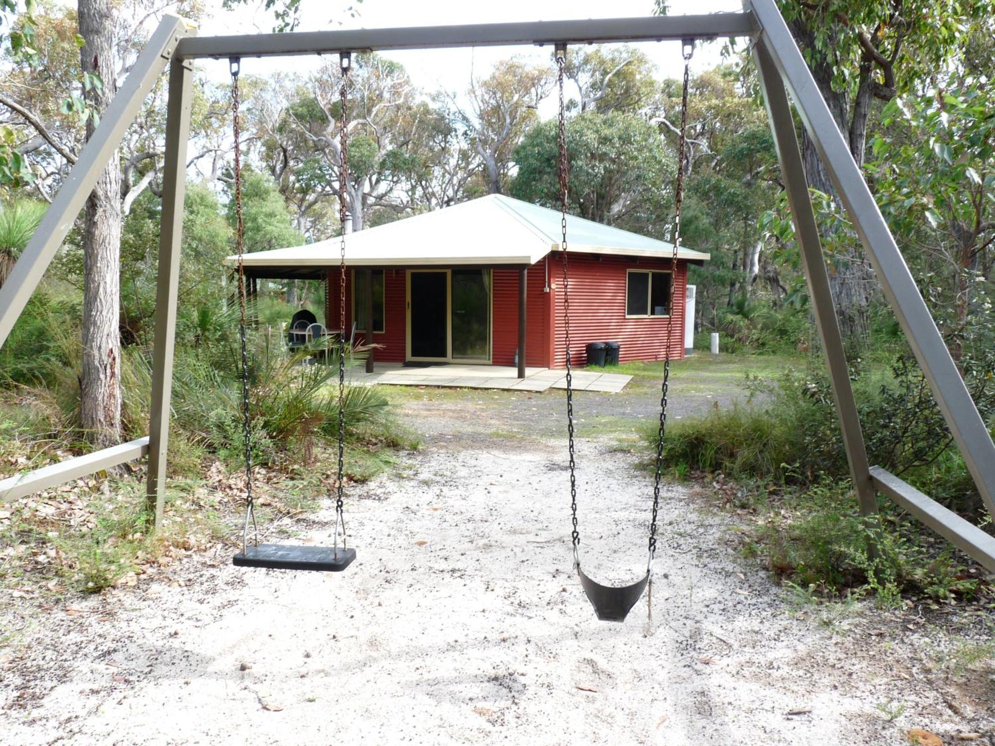Wrenwood Chalets Augusta Exterior photo